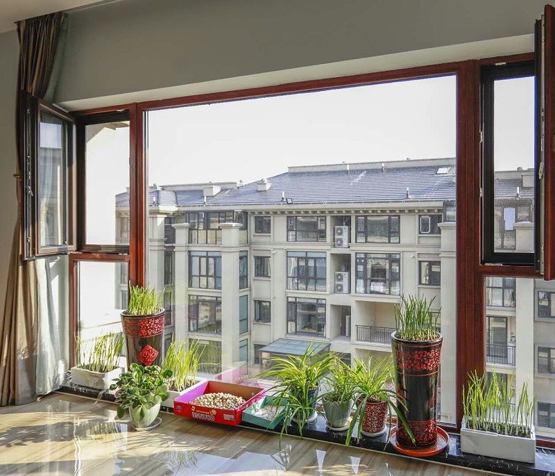 鋁包木窗實(shí)拍