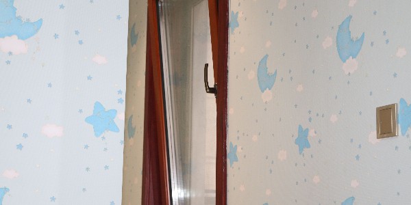 實體店隔音鋁包木門窗報價和官網(wǎng)一樣嗎-統(tǒng)一報價看金堂木窗業(yè)