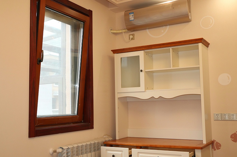 隔音鋁包木門窗實(shí)拍