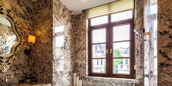 鋁包木門窗價(jià)格一般多少錢一平方？