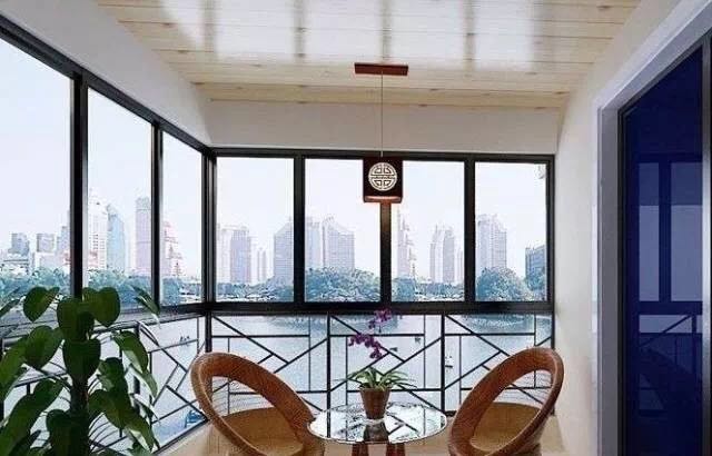 搭配鋁木復(fù)合門窗