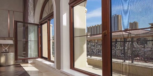 鋁包木窗為什么比斷橋窗好？